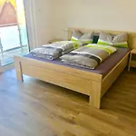 4 * Whirlpool & Sauna In Seenaehe * Pleinfeld