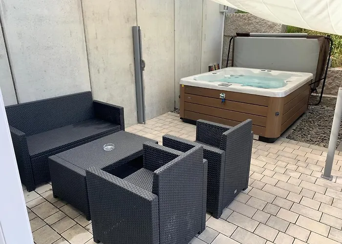 4 * Whirlpool & Sauna In Seenaehe