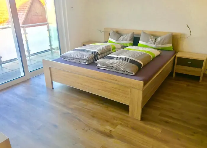 4 * Whirlpool & Sauna In Seenaehe * Pleinfeld