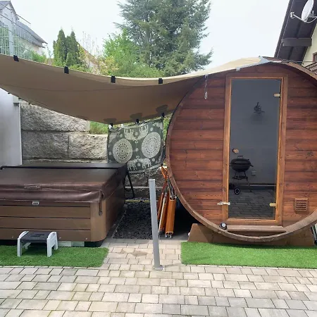 4 * Whirlpool & Sauna In Seenaehe Pleinfeld